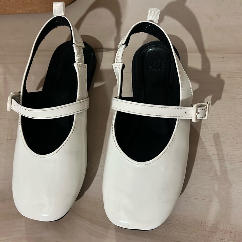 H&M girls flats